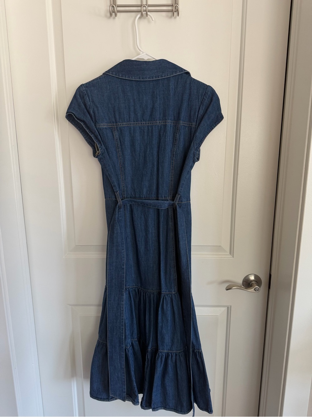 Elie Tahari Blue Denim Button-Front Midi Dress - Picture 3 of 5